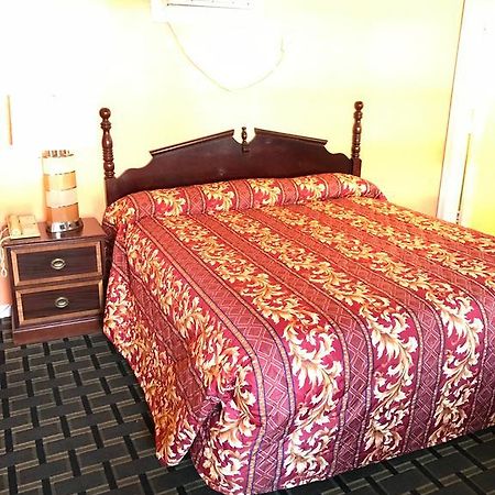 Budget Inn Downtown Mobile Extérieur photo